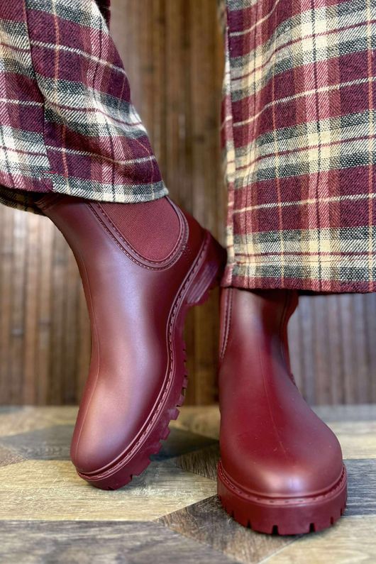 Highland Rain Boot Burgundy